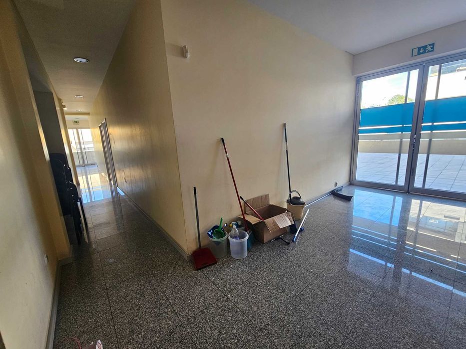 Aluguer Loja - Restauração / Comercio / Serviços - Centro de Ermesinde