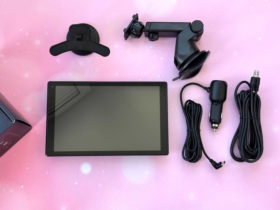 Удобнейшая внешняя магнитола с CarPlay и Android Auto