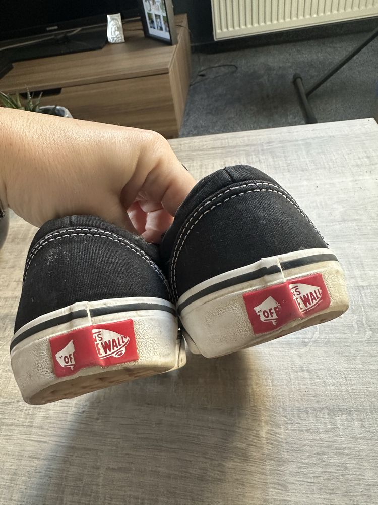 Vans buty czarne dportowe rozmiar 35