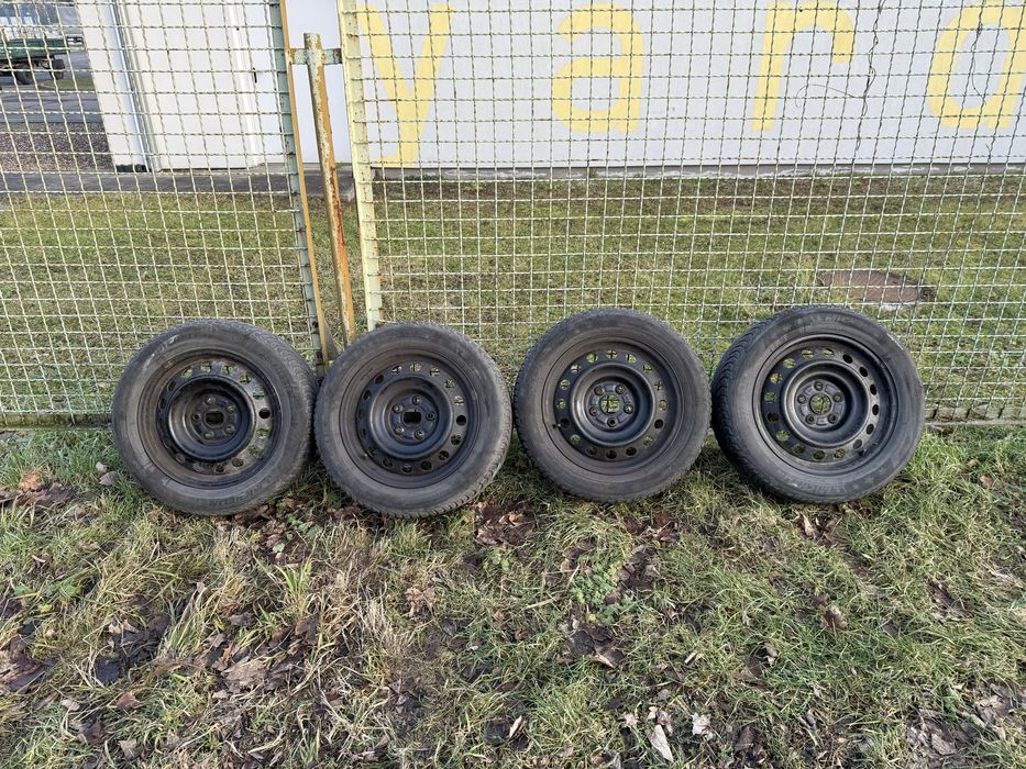 Koła zimowe stalowe felgi z oponami Michelin Alpin5