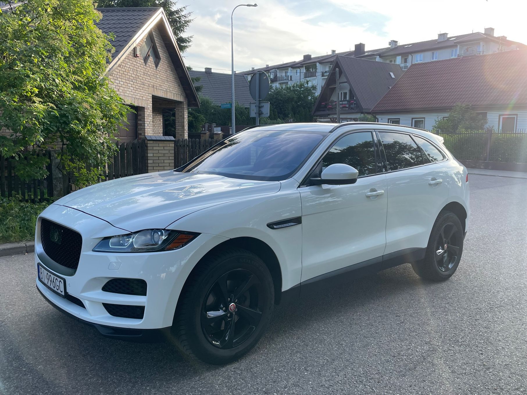 Jaguar F-Pace Jaguar F- Pace 2.0 4x4