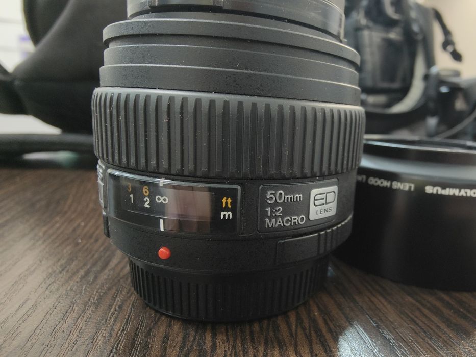 Olympus 50mm f2 macro