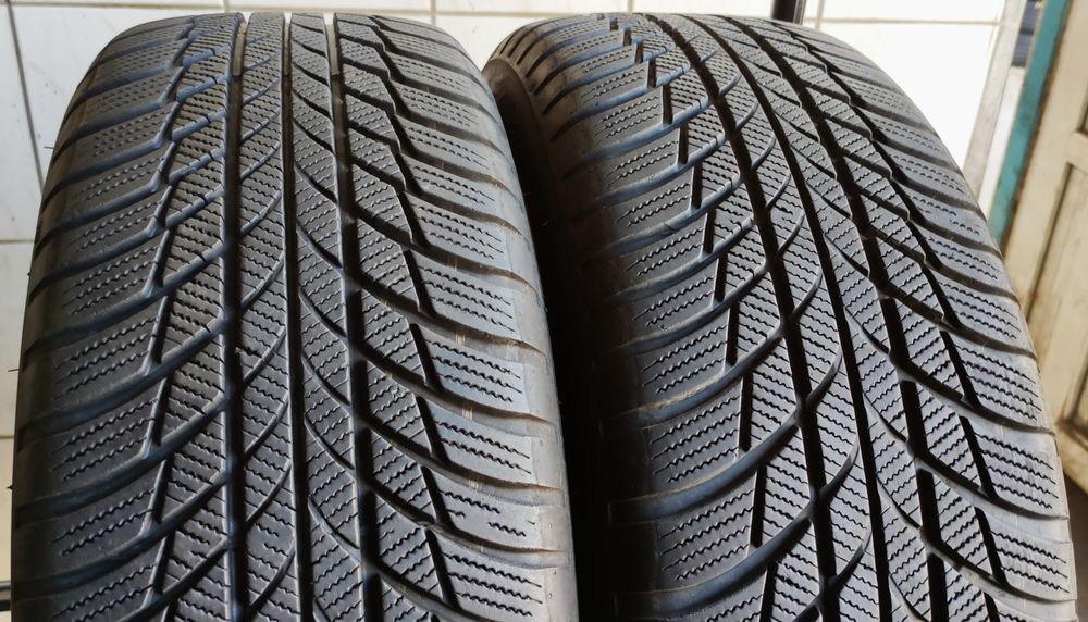 2x 205/60R16 Bridgestone Blizzak LM001 92H 6,56mm C/B/72dB