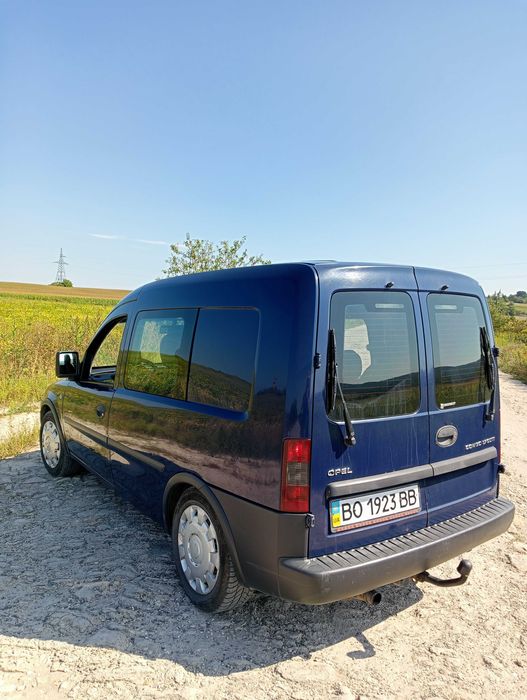 Авто Opel Combo 1,7