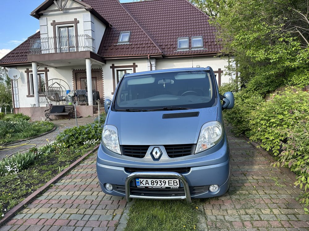 Рено трафік 2.0 груз автомат Renault Trafic