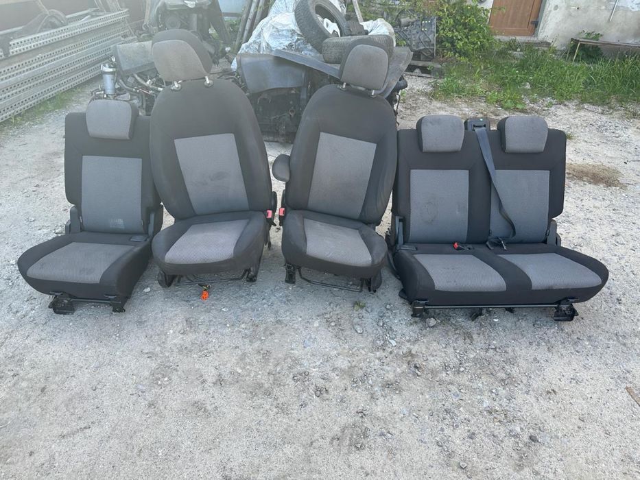 Сидіння Партнер Берлінго 3