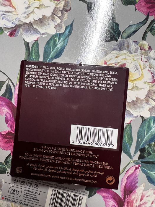 Puder Charlotte Tilbury odcien 1
