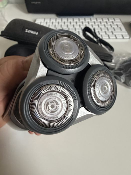 Nowa Golarka Philips Series 5000 PowerTouch S5380