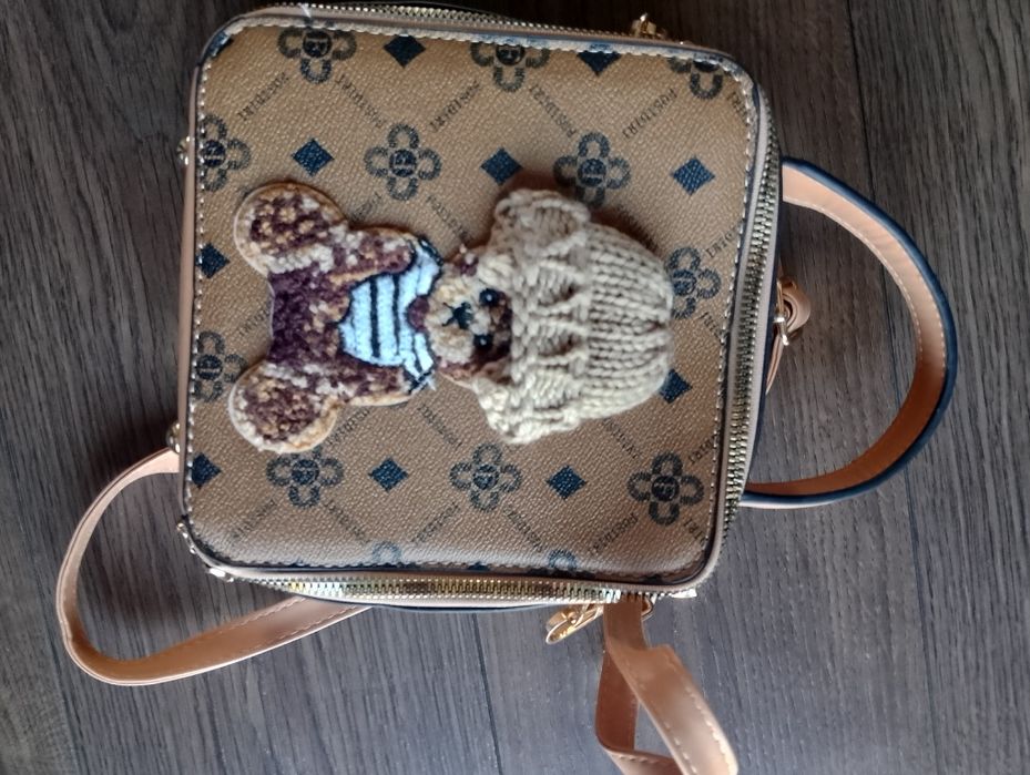 Kuferek torebka używana