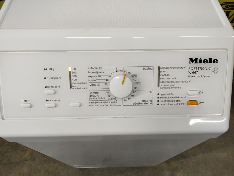 Пральна машина фірми Miele, модель W667