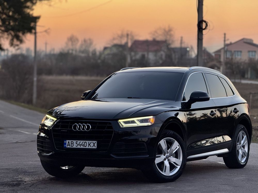 Audi Q5 80A Premium plus 2018 ( рідна фарба)