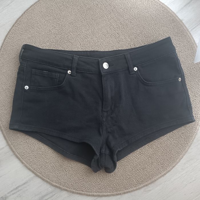 Szorty damskie, spodenki jeans, czarne, niski stan, rozmiar M (L)