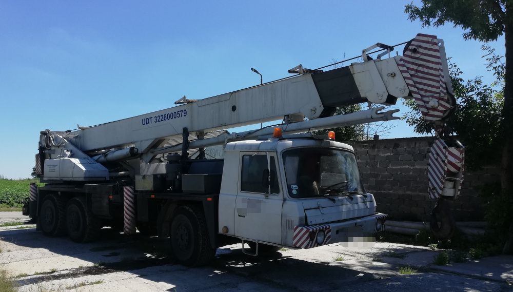 żuraw dzwig Tatra t 815 AD28 liebherr ckd