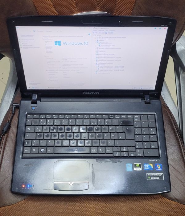 Ноутбук Medion Akoya 4 Gb, 256 hdd, відеокарта 1 Gb
