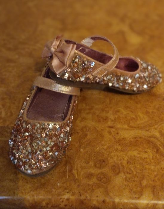 Святкові туфлі 19см,Високі кросівки хайтопи 18см ,Clibe 17 см