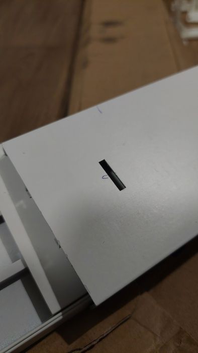 Ramki natynkowe do montażu Paneli LED 60×60×7 cm Oprawa Zatrzaskowa