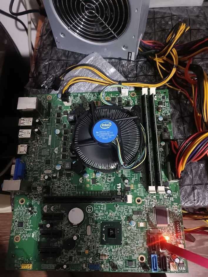 Комплект для збирання ПК на i5 2400, Intel Graphics, 4gb ddr3, кулер