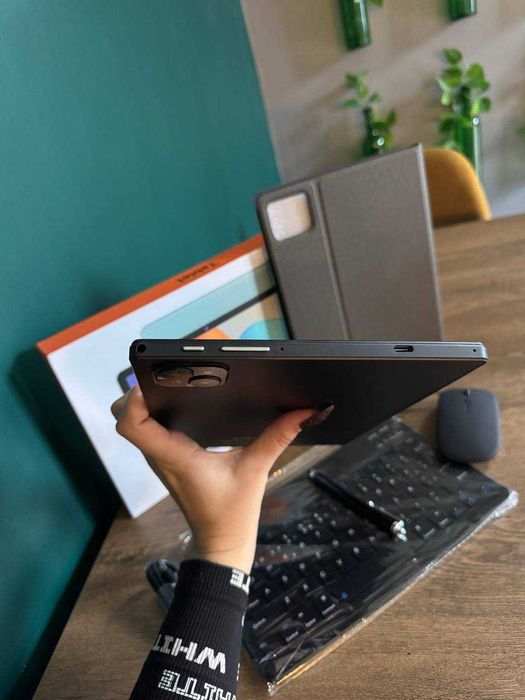 Новый планшет на 256 Гб памяти