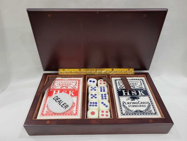РАСПРОДАЖА СКЛАДА!! Набор игральных карт HSK в древянной коробке.