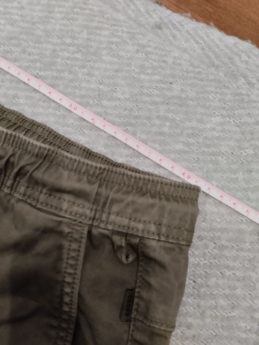 Beżowe męskie spodnie ~ Cropp ~ XS używane