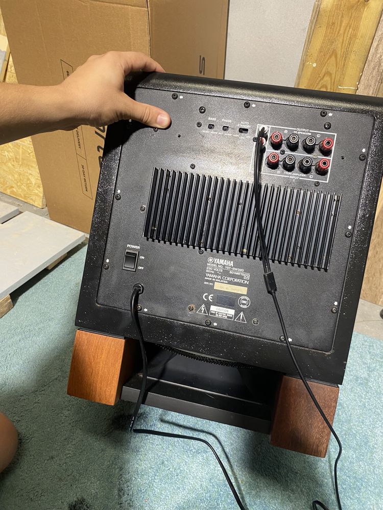 Subwoofer Yamaha sw 320