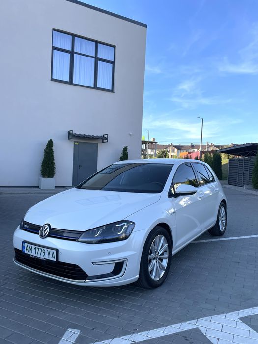 Volkswagen e-golf 2015года