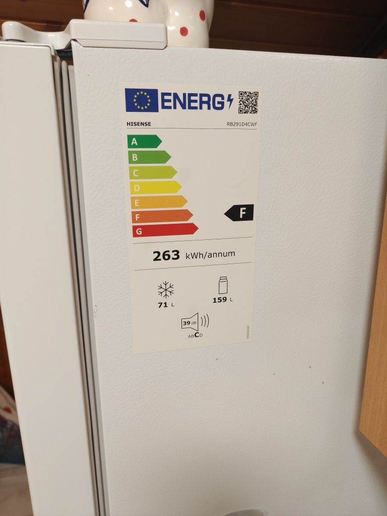 Sprzedam lodówkę hisense