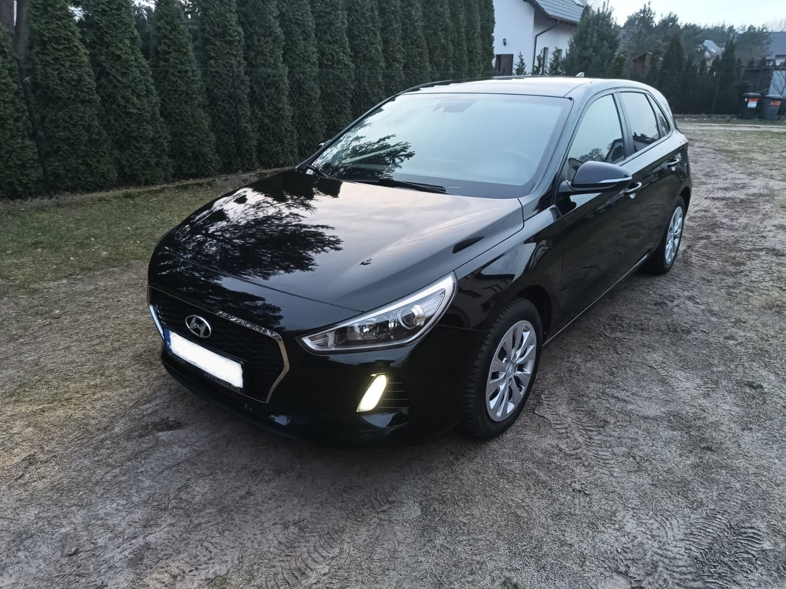 Hyundai i30 benzyna 2017 super auto hatchback