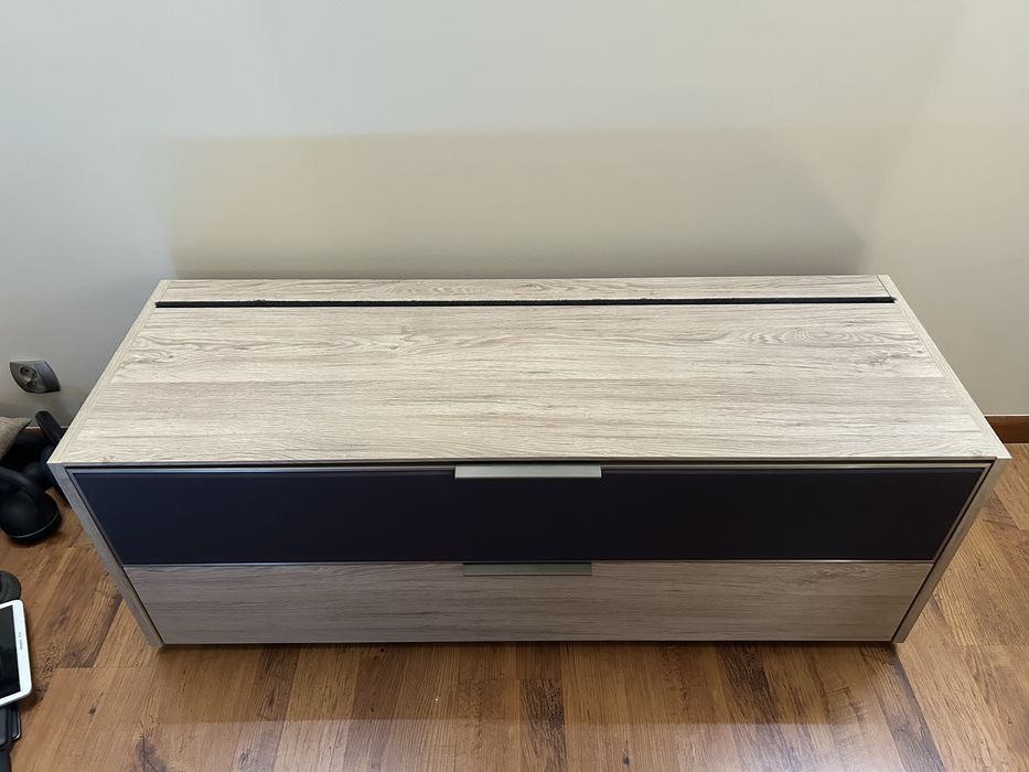 Szafka RTV pod telewizor