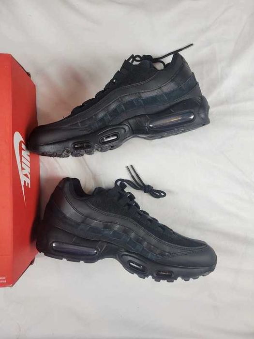 Nike Air Max 95 Essential Triple Black R42