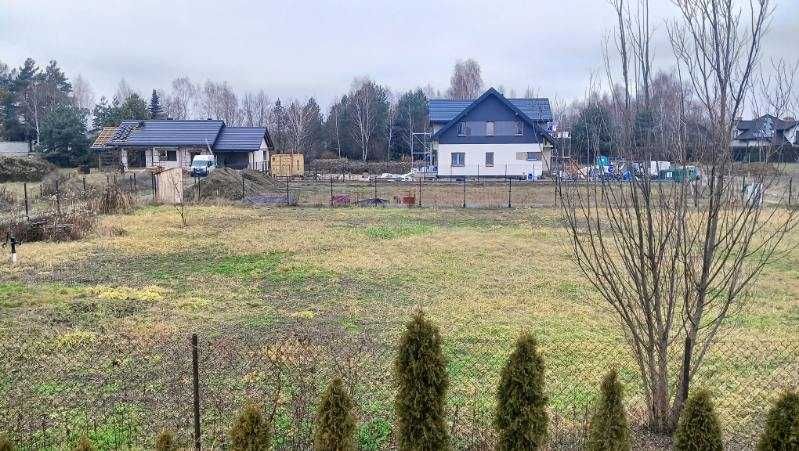 Sprzedam działkę budowlaną w miejscowości Dębe Wielkie