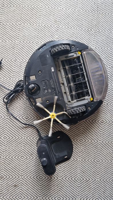 Odkurzacz automatyczny iRobot Roomba 616