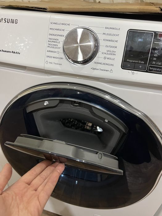 Пральна машина з сушкою Samsung WD81N642OOW з Німеччини