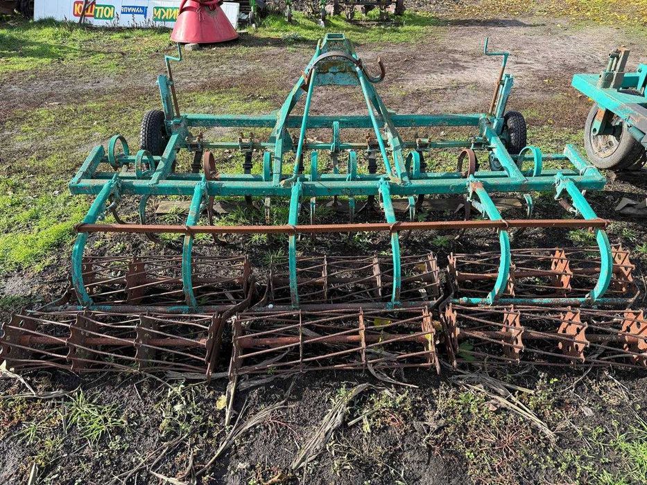 Культивитор пружинний