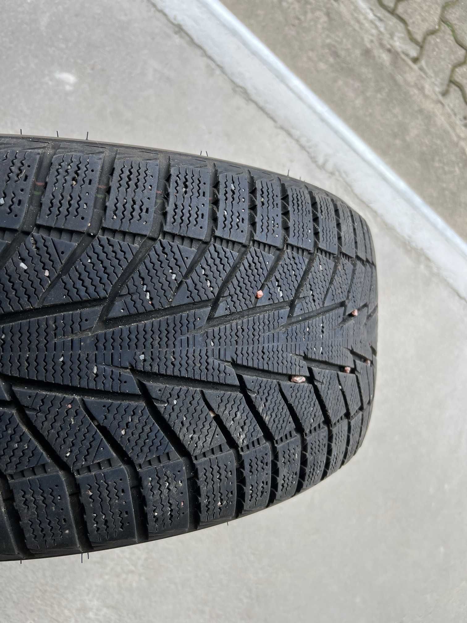 opony zimowe 18 Hankook Winter i*cept IZ2 2x 225/45 R18  i 2x 245/40