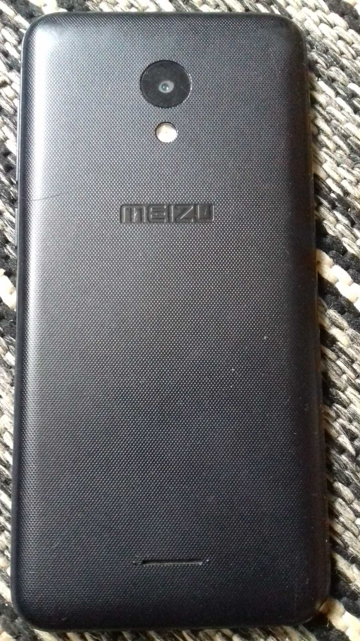 Смартфон  Meizu C9  2/16гб