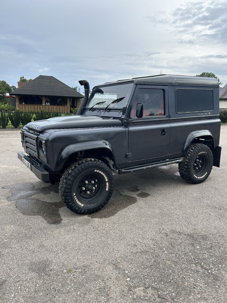 Land Rover Defender 2,5d