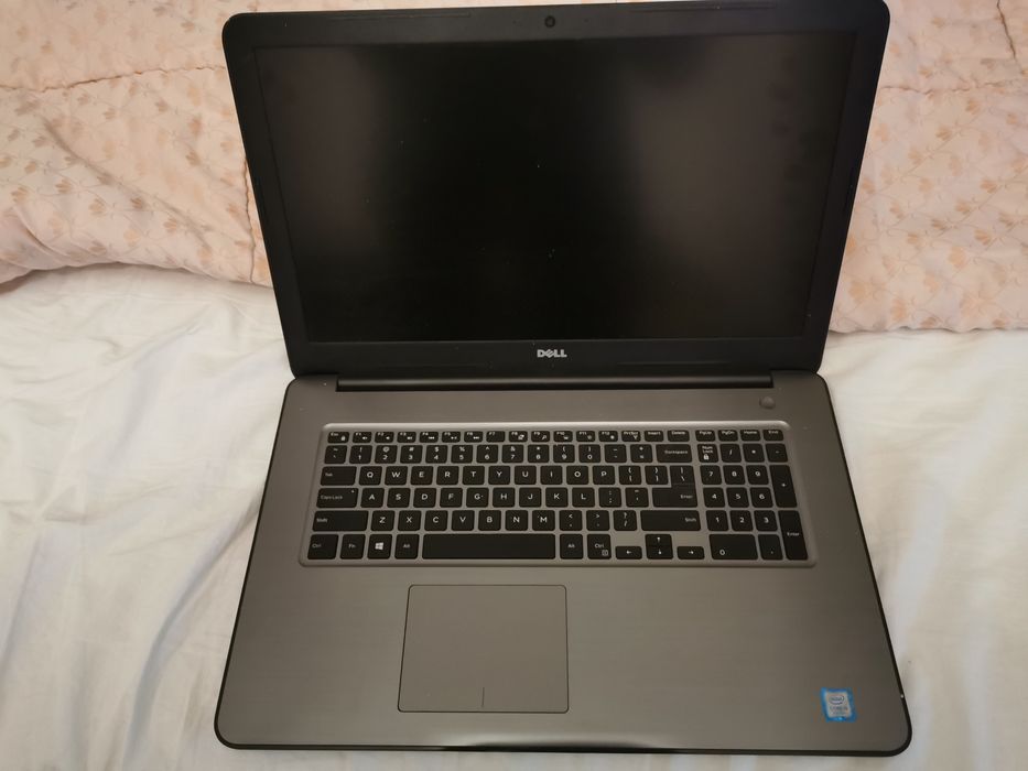 Dell inspiron 5767 i5-7200u 17"