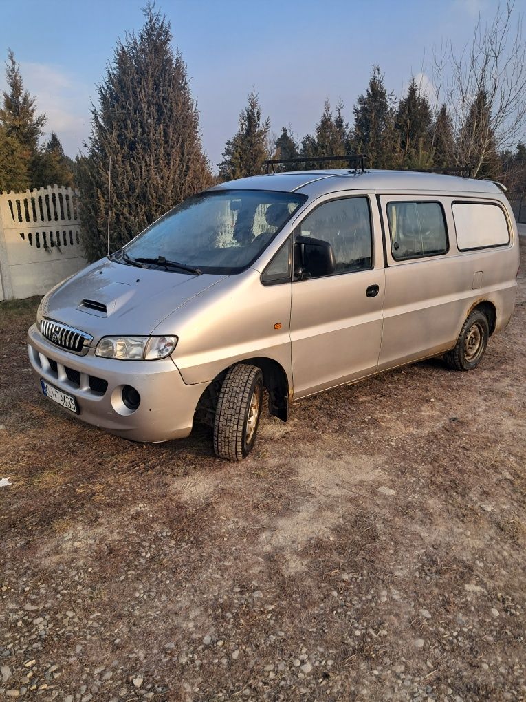 Hyundai  H 1,  6 osób jak vito trafić,transporter t4  2,5td 4D56 Łańcu