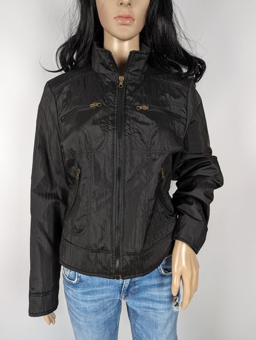 Czarna lekka kurtka damska przejściowa wiatrówka z kieszonkami ClydeM