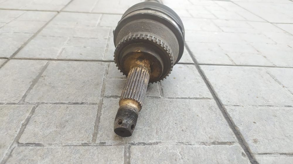 Шрус Мицубиси галант 8 1998г.