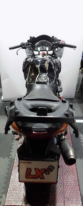Honda CBF 600 ano 2004 para vender por peças.