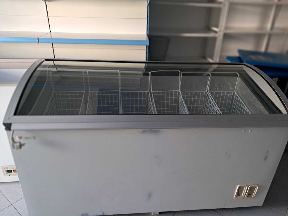 Arcas congeldoras e vitrines