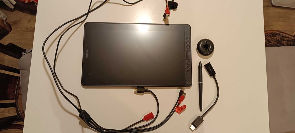 Tablet graficzny 13.3" HUION Kamvas 13