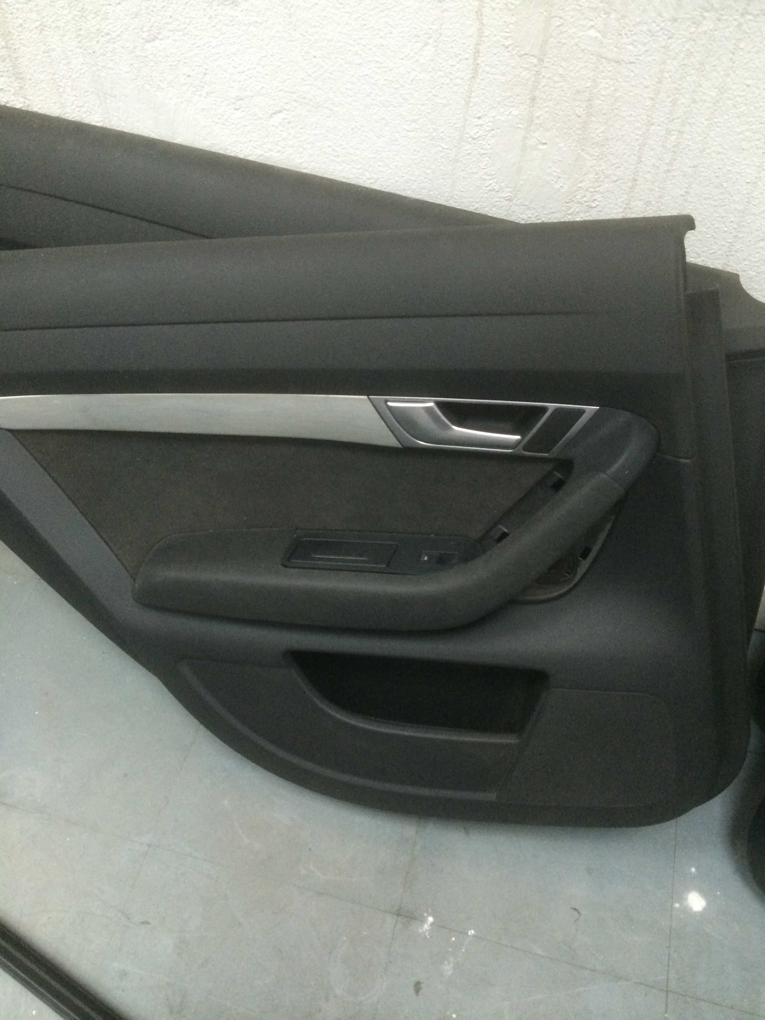 Forros de porta audi a6 avant s-line ano 2008