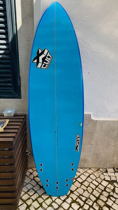 prancha de surf 5'11 em bom estado