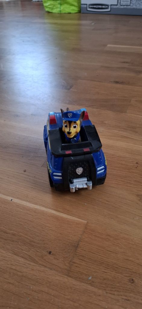 Psi Patrol Chase - pojazd z figurką