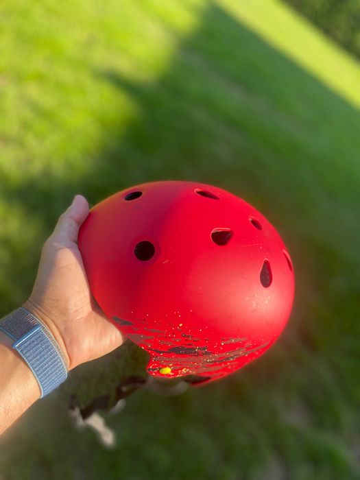 kask dziecięcy/młodzieżowy czerwony
