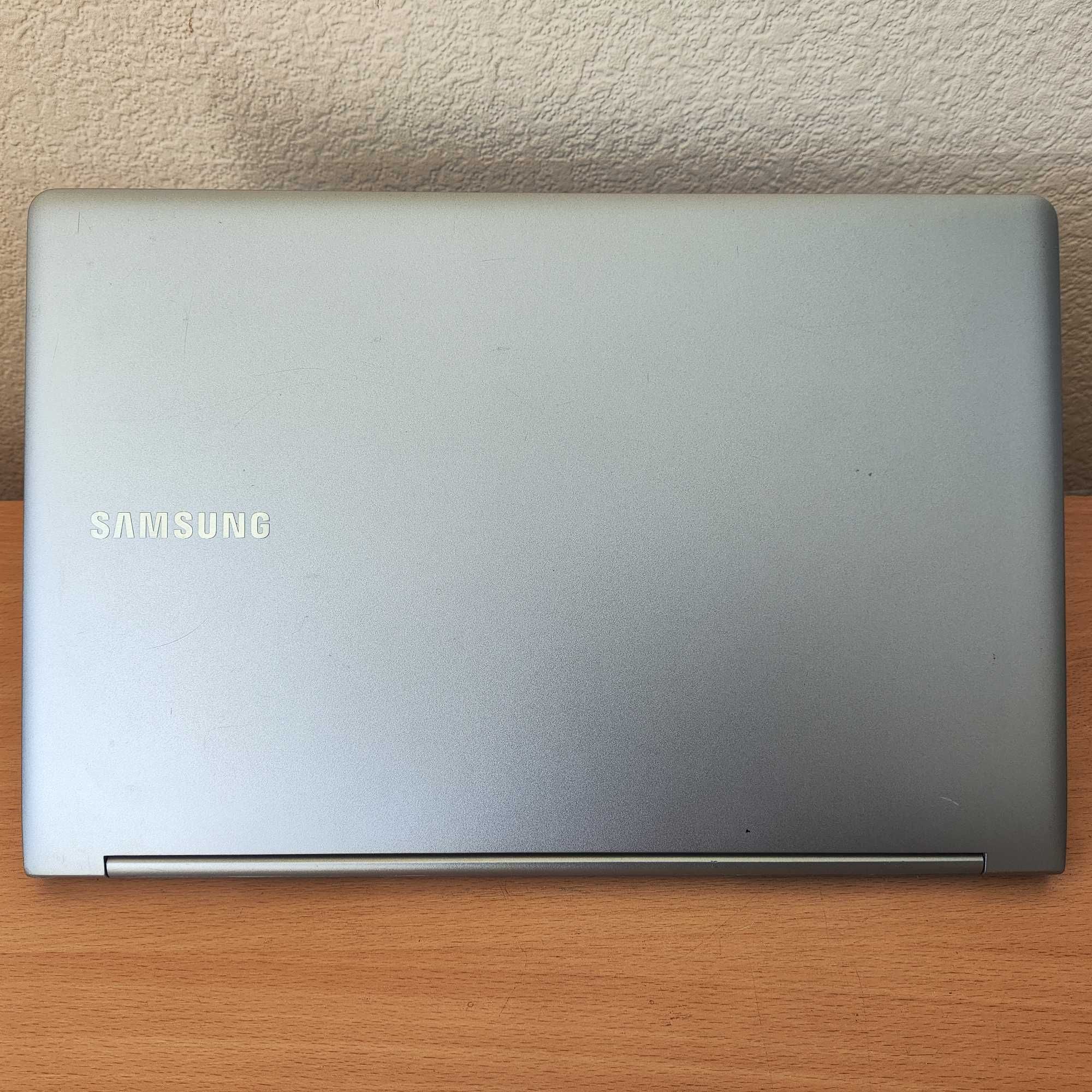 Ультрабук Samsung NP900X4D 15.5" i5-3317U/8GB/128GB SSD/HD4000/WebCam