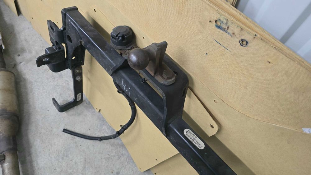 Фаркоп Renault Master 2010-2024